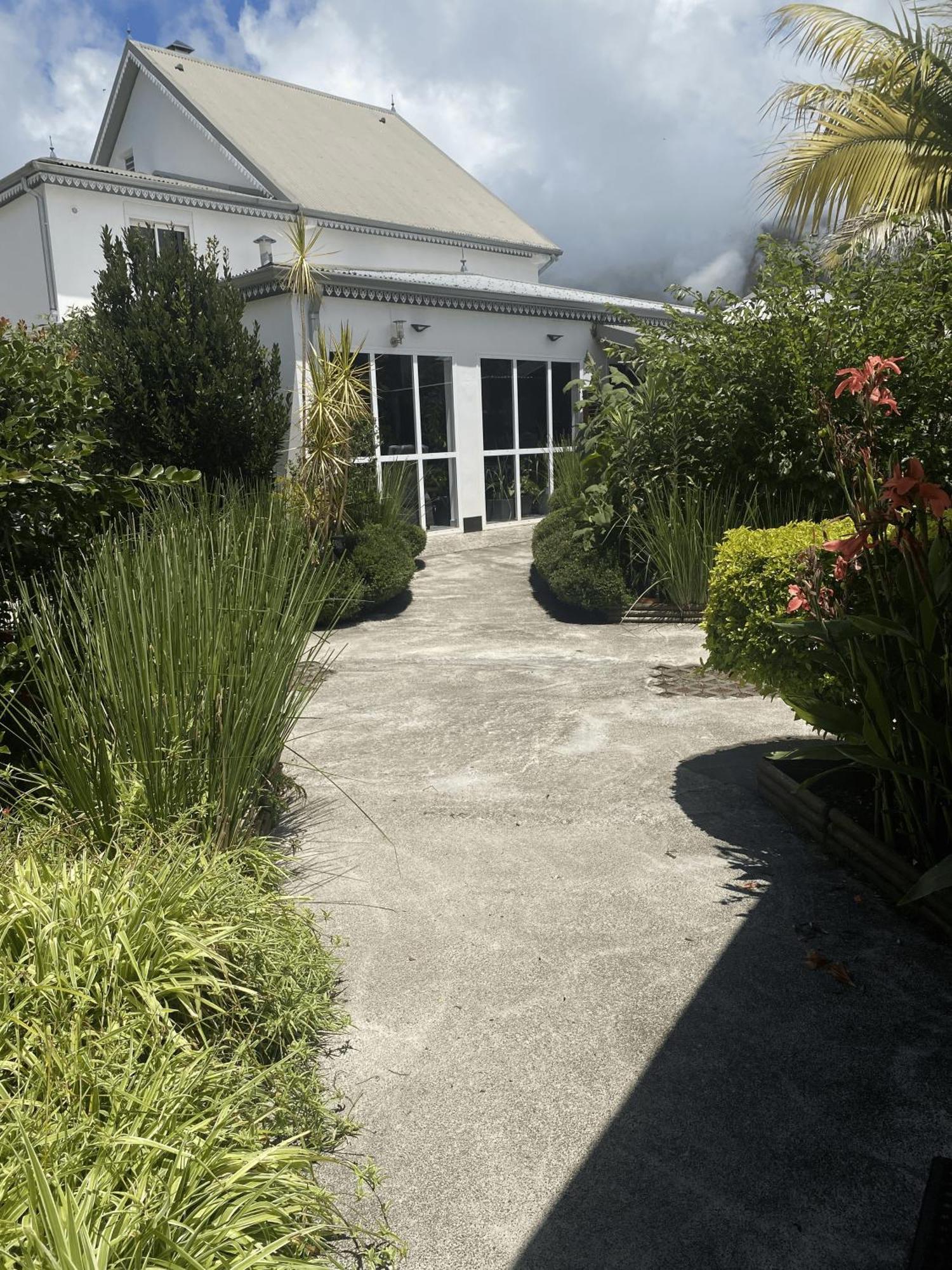 Chambres Et Tables D'Hote Du Voyageur La Plaine-des-Palmistes Exterior foto
